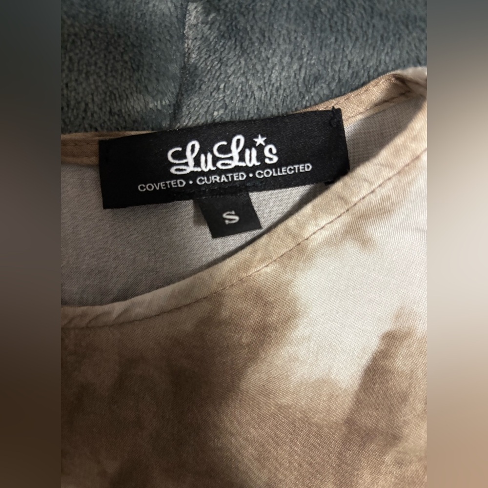 T-shirt type dress.